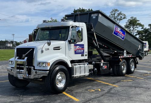 rash and Garbage Pickup Services in Shelbyville, IL